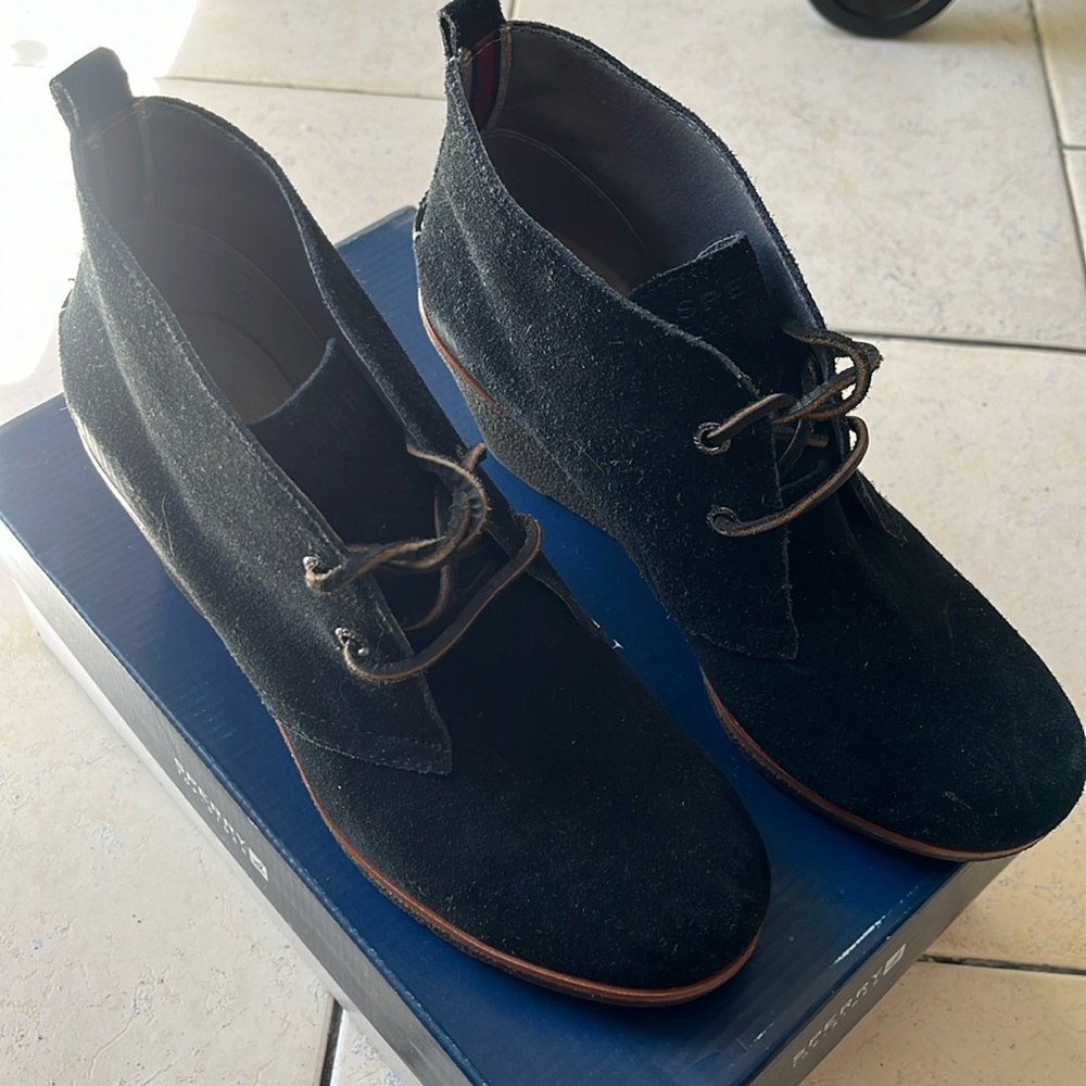 Brand new Sperry suede booties